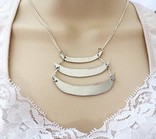 Geometric Crescent-shaped Silver Women's Necklace