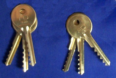 Universal 6 Piece Standard & REVERSE 5/6 Lever Bump Keys