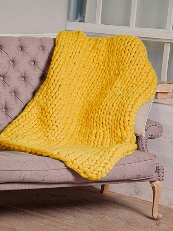Yijiujiuer Chunky Knit Blanket Giant Throw Merino Wool Yarn Hand Made Bed Sofa Chair Mat (Yellow 24"x24")