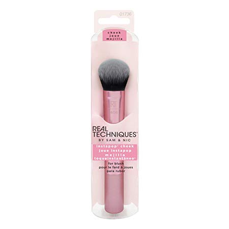 Real Techniques InstaPop Cheek Makeup Brush for Application of Loose Pigment Highlighter or Blush, Specially Shaped to.