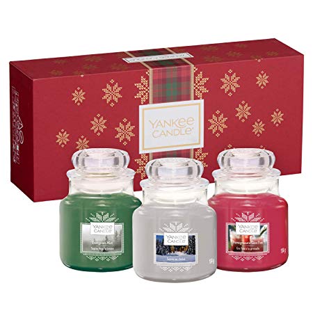 Yankee Candle Gift Set with 3 Small Jar Scented Candles, Alpine Christmas Collection, Festive Gift Box