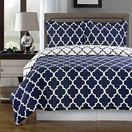 Deluxe Reversible Meridian Duvet Cover Set, 100% Egyptian Cotton 300 Thread Count Bedding, woven with superior single-ply yarn.3 piece Full / Queen Size Duvet Cover Set, Navy and White