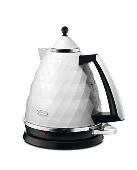 De'Longhi Brillante Faceted Jug Kettle, 3 KW - White