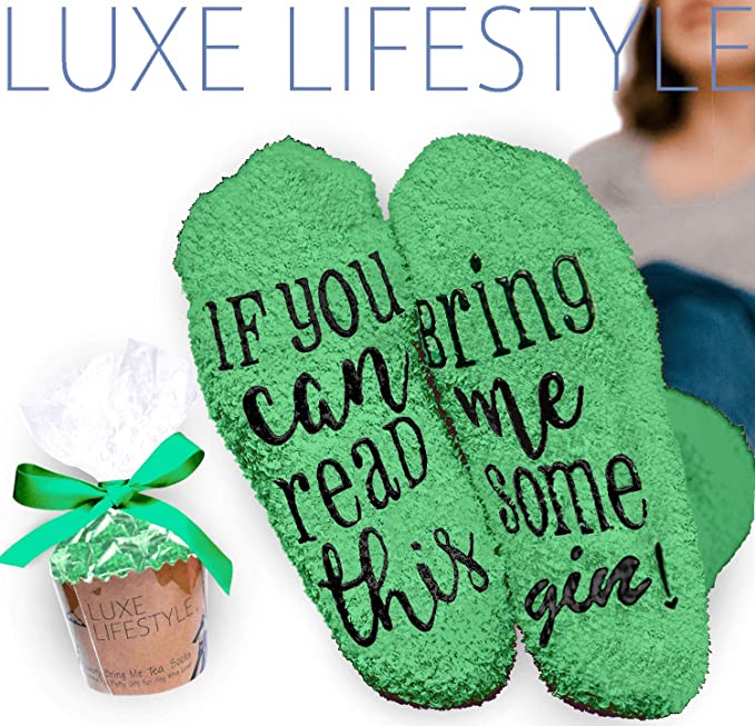 LUXE LIFESTYLE “If You Can Read This Bring Me Some Gin!” - Funny Socks with Cupcake Gift Packaging - Fuzzy Warm Cotton For Wife Women Hostess Housewarming Novelty Romantic Birthday Present Gin Lover