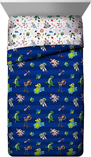 Jay Franco Disney Toy Story Buzz & Woody Twin Comforter - Super Soft Kids Reversible - Fade Resistant Microfiber (Official Disney Product)