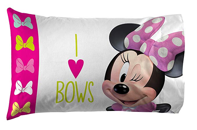 Jay Franco Disney Minnie Mouse Bigger The Bow 1 Pack Pillowcase - Double-Sided Kids Super Soft Bedding (Official Disney Product)