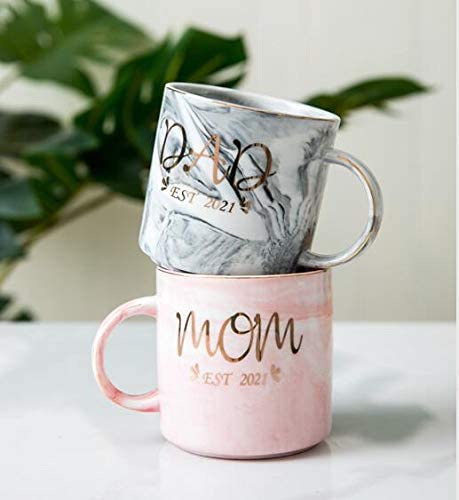 New Parents Pregnancy Announcement-mom and dad mugs est 2021,12 OZ Ceramic Coffee Tea Mugs Set,Baby Shower Congratulations Gifts for new Parents Gift Ideas