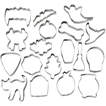 Wilton Halloween Metal Cookie Cutter Set, 18-Piece