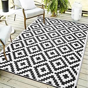 Utopia Home Waterproof Outdoor Rug for Patio 5x8 ft, Reversible Outdoor Plastic Straw Rug for Camping, Outdoor Balcony Rug, Camper Rug, Deck Rug, Outdoor RV Rugs for Picnic - Black & White