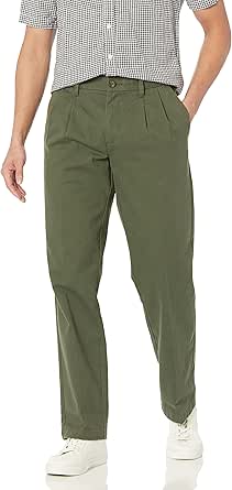 Amazon Essentials Men's Classic-Fit Wrinkle-Resistant Pleated Chino Pant (Available in Big & Tall)