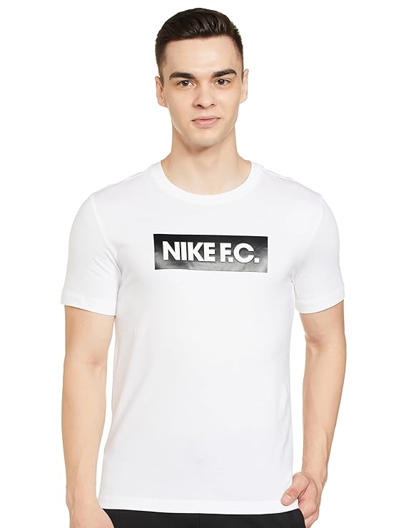 Nike Men's T-Shirt