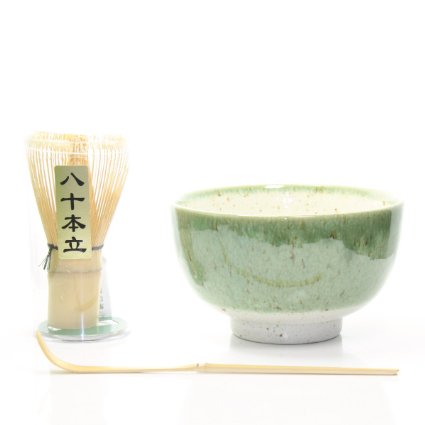 Matcha Tea Ceremony Gift Set with Chasen Whisk & Scoop (3, Green)