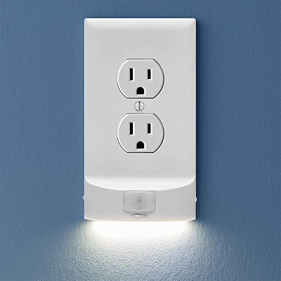 Single, SnapPower MotionLight [for Standard OUTLETS] - Motion Detecting LED Night Lights Built-in to Wall Plate - Bright/Dim/Off Options - Automatically On/Off Sensor - (White, Duplex)