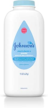 Johnson's Baby Powder, Pure Cornstarch with Aloe & Vitamin E 15 Ounce (425 g)