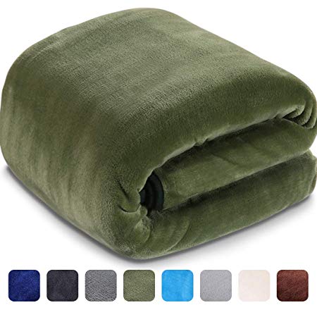LEISURE TOWN Soft Blanket King Size All Season Fleece Blankets Lightweight Warm Luxury Cozy Plush Throw Blanket for Sofa Bed Couch, 108 by 90 Inches, Natural Green