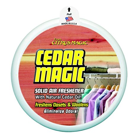 Cedar Magic Solid Air Freshener For Closets, 8-Ounce