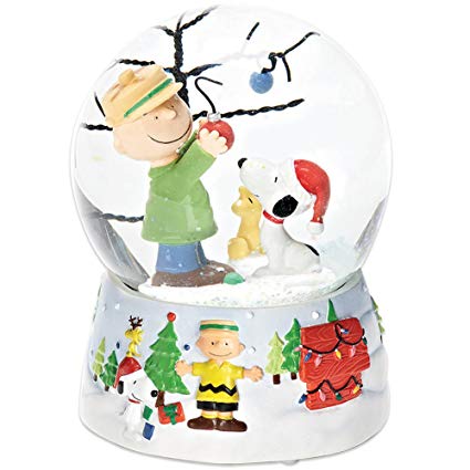 Roman Peanuts Snoopy and Charlie Brown 100mm O Christmas Tree Musical Water Globe