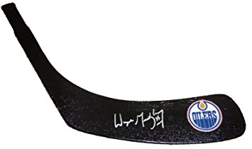 Wayne Gretzky Autographed Edmonton Oilers Logo Black Stick Blade W/PROOF, Picture of Wayne Signing For Us, Edmonton Oilers, Los Angeles Kings, New York Rangers, Phoenix, Coyotes, Stanley Cup Champion, Hall of Fame