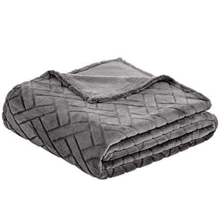 AmazonBasics Fleece Blanket embossed - Grey, 150 x 200 cm