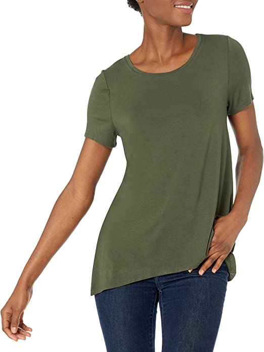 Amazon Essentials Women's Relaxed-Fit Short-Sleeve Scoopneck Swing Tee (Available in Plus Size)
