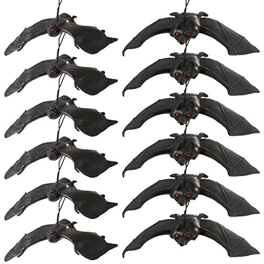 Pangda 12 Pieces Simulation Hanging Bats Mixed Size for Halloween Decoration