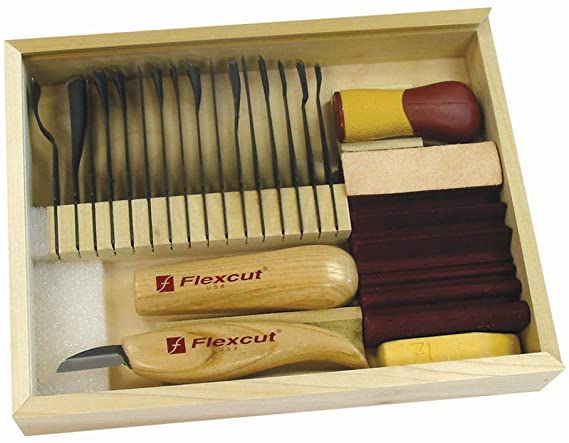 Flexcut SK108 Deluxe Starter Carving Set with 16 Carving Blades, Cutting Knife, Two Quick Connect Handles, and DVD