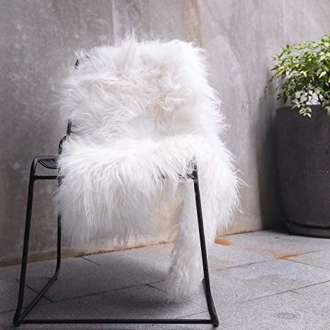 Icelandic Sheepskin Rug - White Fur Sheep Skin Rug - Throw Blanket for Chair, Sofa, Bedrooms - White Fluffy Fuzzy Area Rugs - Ivory Shaggy Fur Bedside Carpet Couch Cover Blankets for Bedroom Bed