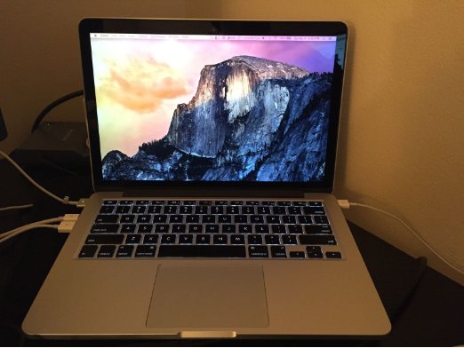 Apple MacBook Pro A1286 15.4" Laptop (Intel Core 2 Duo 2.4Ghz, 250GB Hard Drive, 4096Mb RAM, DVDRW Drive, OS X 10.5.5)