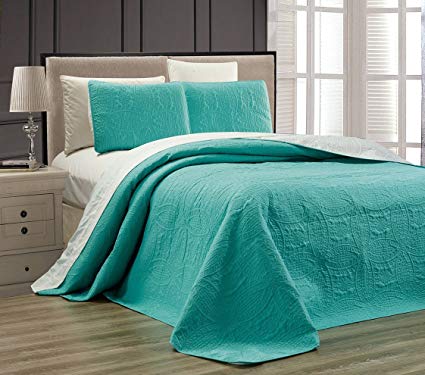 3-Piece TURQUOISE BLUE / WHITE Oversize "ORNATO" Reversible Bedspread KING / CAL KING Embossed Coverlet set 118 by 106-Inch