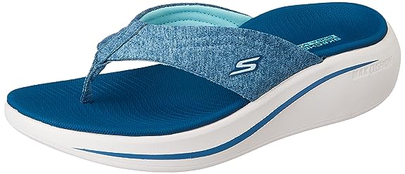 Skechers Women's Max Cushioning Essential Sand Slipper