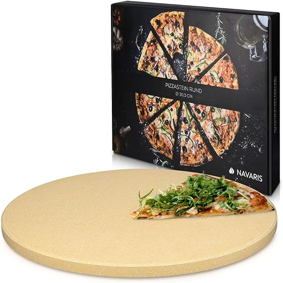 Navaris Cordierit Pizzastein XL für Backofen Grill - Ø30,5cm Pizza Stein Ofen Brot Backen Flammkuchen - Gasgrill Holz-Kohle Herd Teller inkl. Rezeptbuch
