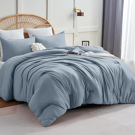 CozyLux Grayish Blue Comforter Set Queen Size, 3 Pieces Solid Breathable Quilted Boho Style Bedding Sets, Luxury Fluffy Soft Microfiber Comforter for All Season(1 Comforter & 2 Pillowcases)