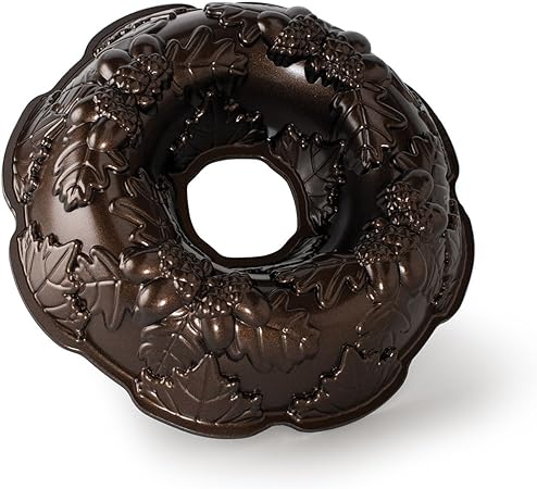 Nordic Ware Autumn Wreath Bundt Pan, Bronze, 10 cups, Silver