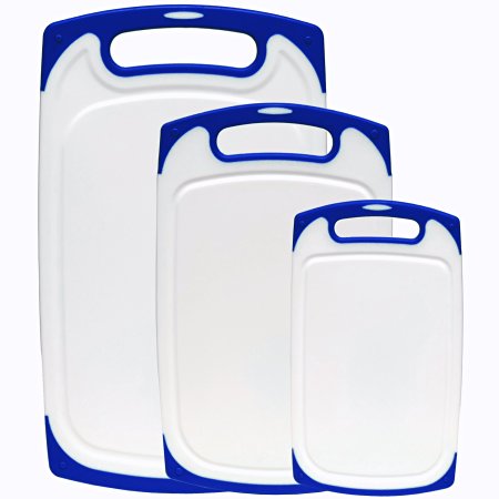 Dutis 3-Piece Dishwasher Safe Plastic Cutting Board Set with Non-Slip Feet and Deep Drip Juice Groove, White with Blue