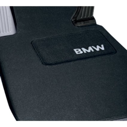 BMW X3 E83 Genuine Factory OEM 82110305002 Black Carpet Floor Mats 2001 - 2010 complete set of 4 mats