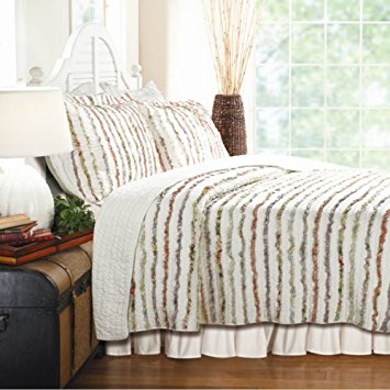 Soft Cotton Bedding Quilt Set with Floral Ruffles in Stripe Pattern - Full / Queen Size, 3 Pieces