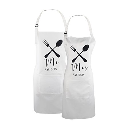 Fodiyaer Mr and Mrs 2018 Couples Cooking Aprons, Funny Kitchen Aprons Set Engagement Wedding Anniversary Gifts for Men Women and Newlyweds