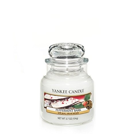 Yankee Candle Peppermint Bark Small Jar Candle, Festive Scent