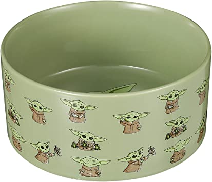 STAR WARS The Mandalorian Baby Yoda Ceramic Dog Bowl, 3.5 Cups | Meal Time Dog Food Bowl, Green Dog Bowl with Baby Yoda | Dog Water Bowl for Dry Food or Wet Food,1 Count (Pack of 1),FF16627