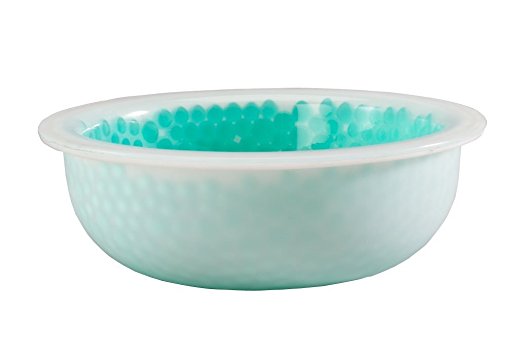 Frosty Chilled Pet Bowl, Keeps Water Cool For 8hrs. Perfect For Keeping Your Pets Hydrated In The Hot Summer Heat.