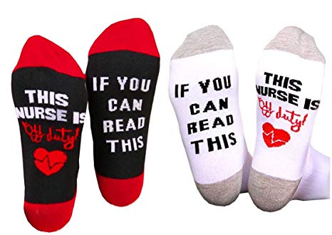 IF YOU CAN READ THIS THIS NURSE IS OFF DUTY 2 Pairs Nurse Socks Wine Socks Funny Novelty Christmas Gift Cotton Socks for Women and Men Comfortable Nurse Gift Casual Socks