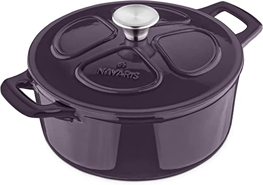 Navaris Cast Iron Casserole Dish with Lid - 24cm Round Dutch Oven Pot with Enamel Coating, 3.5L - Safe for Induction Hob, Oven, Dishwasher - Purple