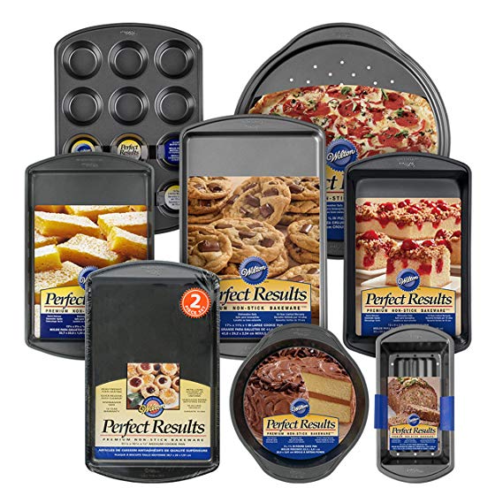 Wilton Perfect Results 8-Piece  Non-Stick Deluxe Bakeware Set