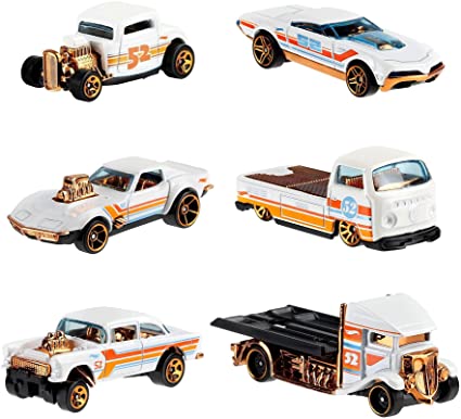 Hot Wheels 2020 Pearl and Chrome Exclusive Muscle Speeder, '32 Ford, Fast-Bed Hauler, '55 Chevy Bel Air Gasser, '68 Corvette Gas Monkey Garage, Volkswagen T2 Pickup - Complete Set of 6!