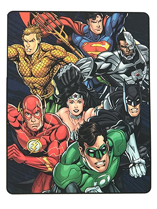 Justice League Blanket - Plush Throw - Flash - Superman - Wonder Woman - Batman - Aquaman - Green Lantern - Cyborg