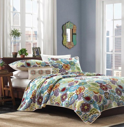 Tamil Quilt Set Size: Full / Queen