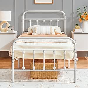 Yaheetech 3ft Single Bed Frame Vintage Iron Platform Bed with High Headboard and Footboard, Strong Metal-Framed Bed with Storage White