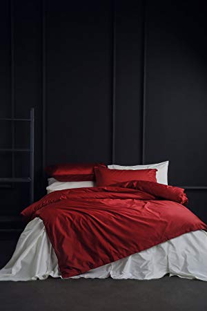 Ceruleanhome 100% Super Soft Long Staple Cotton 3pc Duvet Cover Set 500 Thread Count Solid Color Design Button Close Machine Washable Inside Ties (Queen, Russian Red)
