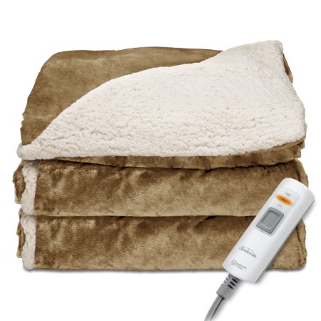 Sunbeam Reversible SherpaMink Heated Throw Honey TRT8WR-R230-25A00