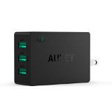 Aukey 30W  6A USB Travel Wall Charger Adapter with AlPower Tech Foldable Plug with 3 Ports for iPhone 6S6S Plus and other USB Powered Mobile Devices - Blackk